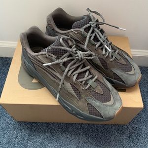 Adidas Yeezy boost 700 V2 Geode